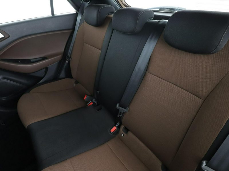 Hyundai i20 Xcellence automat 150KM navi PDC climatronic grzane fotele tempomat II (2014-2020)
