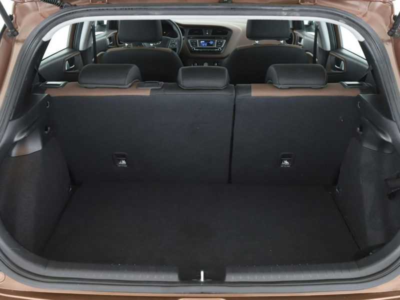 Hyundai i20 Xcellence automat 150KM navi PDC climatronic grzane fotele tempomat II (2014-2020)