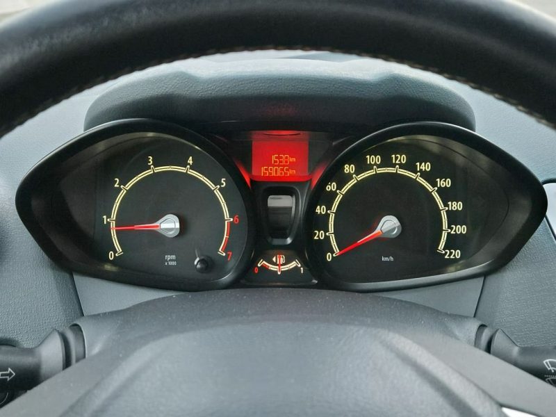 Ford Fiesta GWARANCJA * 1.25 82 KM BENZYNA * klimatyzacja * zadbany * warszawa Mk7 (2008-)