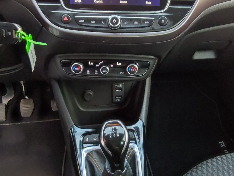 Opel Crossland X Bogata opcja serwis bezwypadkowy Gwarancja