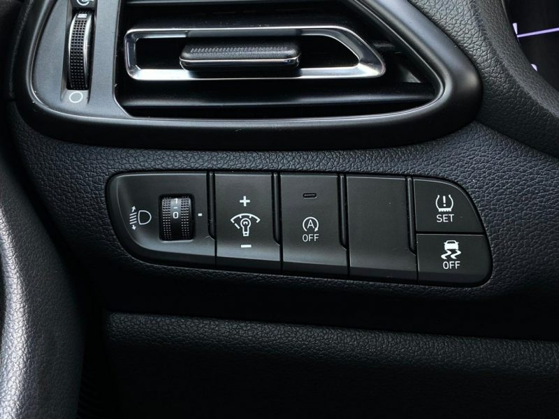 Hyundai i30 1.5DPI 110KM Smart Gwarancja Fabryczna do 2027 roku Salon Polska FV23% III (2017-)
