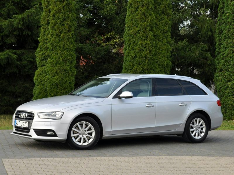 Audi A4 3.0TDI(204KM)*Lift*Bi-Xenon*Led*Klimatronik*Chrom*Parktronik*Alu16"ASO B8 (2007-2015)
