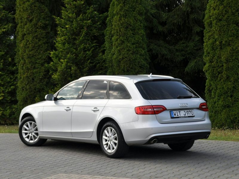 Audi A4 3.0TDI(204KM)*Lift*Bi-Xenon*Led*Klimatronik*Chrom*Parktronik*Alu16"ASO B8 (2007-2015)