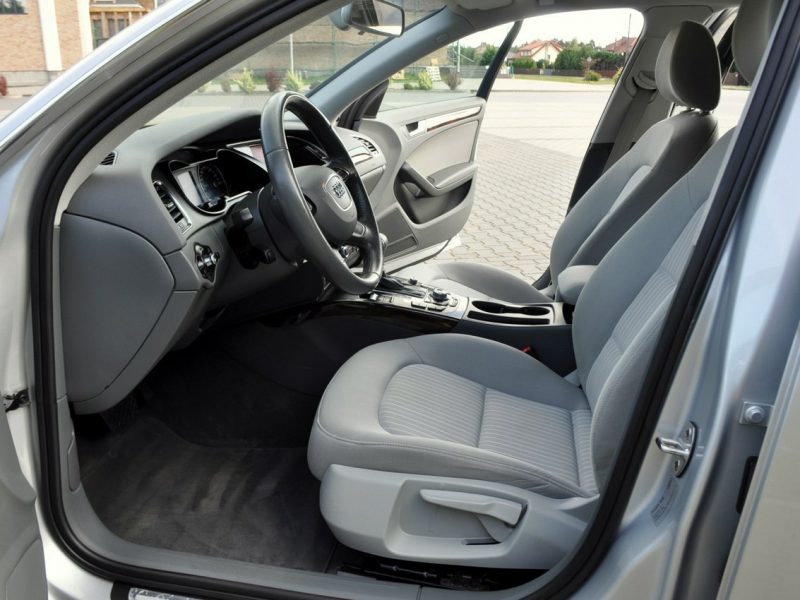 Audi A4 3.0TDI(204KM)*Lift*Bi-Xenon*Led*Klimatronik*Chrom*Parktronik*Alu16"ASO B8 (2007-2015)