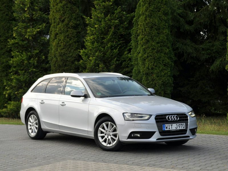 Audi A4 3.0TDI(204KM)*Lift*Bi-Xenon*Led*Klimatronik*Chrom*Parktronik*Alu16"ASO B8 (2007-2015)