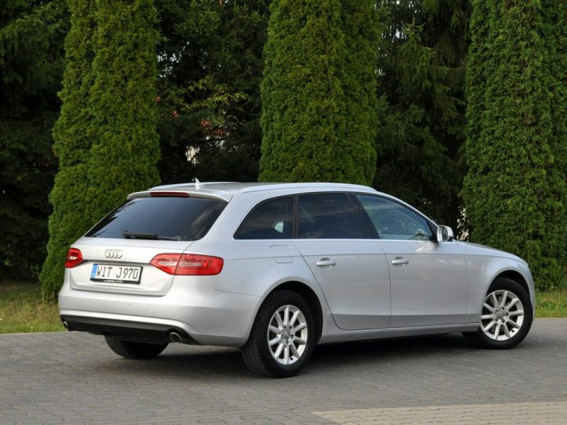 Audi A4 3.0TDI(204KM)*Lift*Bi-Xenon*Led*Klimatronik*Chrom*Parktronik*Alu16"ASO B8 (2007-2015)
