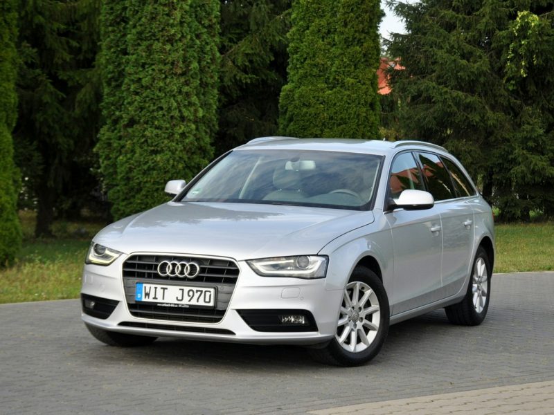 Audi A4 3.0TDI(204KM)*Lift*Bi-Xenon*Led*Klimatronik*Chrom*Parktronik*Alu16"ASO B8 (2007-2015)