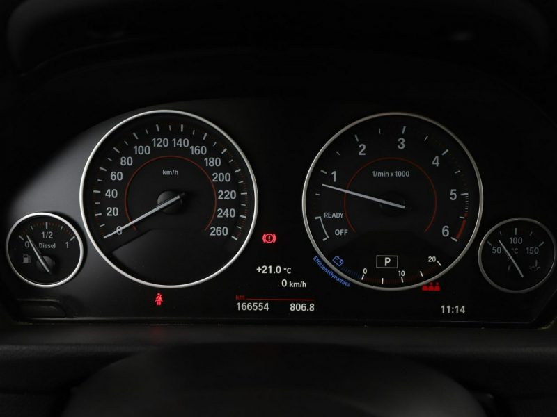 BMW 325 Sport Line automat 224KM navi grzane fotele PDC półskóra tempomat LED F30 (2012-)