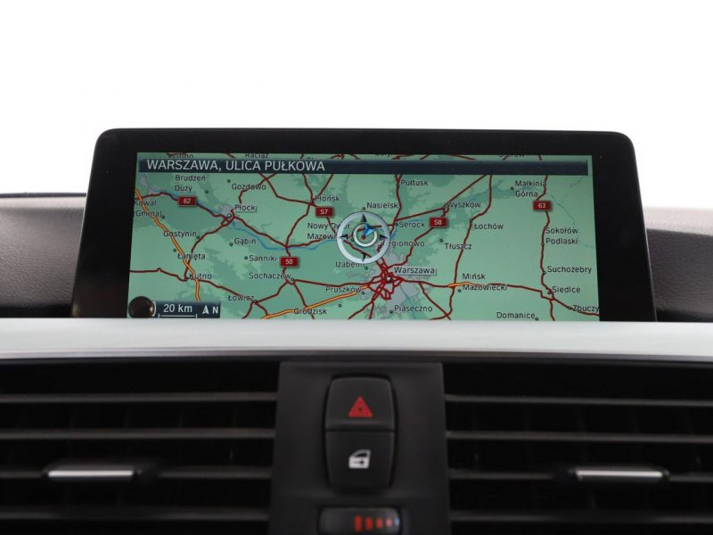 BMW 325 Sport Line automat 224KM navi grzane fotele PDC półskóra tempomat LED F30 (2012-)