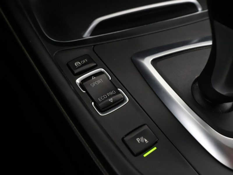 BMW 325 Sport Line automat 224KM navi grzane fotele PDC półskóra tempomat LED F30 (2012-)