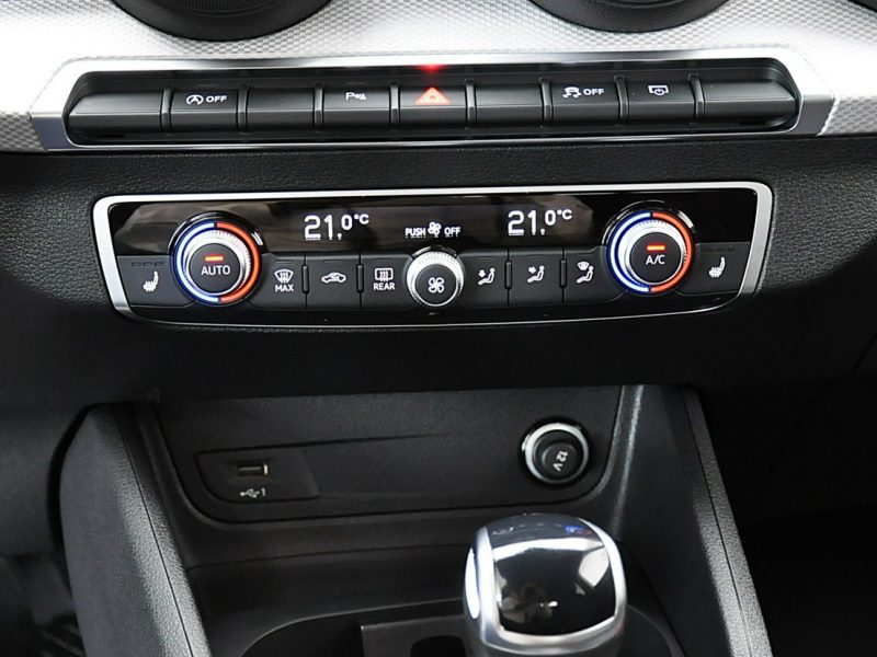 Audi Q2 35TFSI Stronic Kamera Led Gwarancja PL