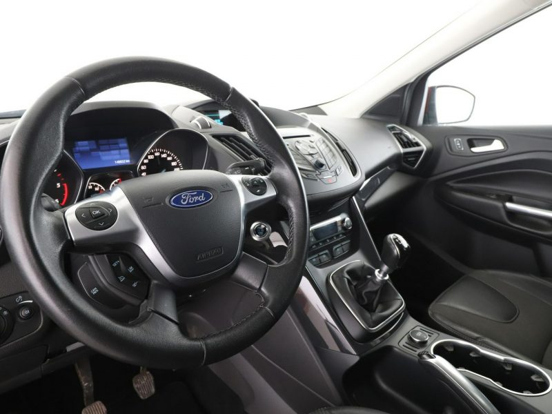 Ford Kuga klima auto półskóra czujniki parkowania hak II (2012-)