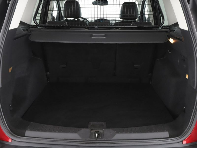 Ford Kuga klima auto półskóra czujniki parkowania hak II (2012-)