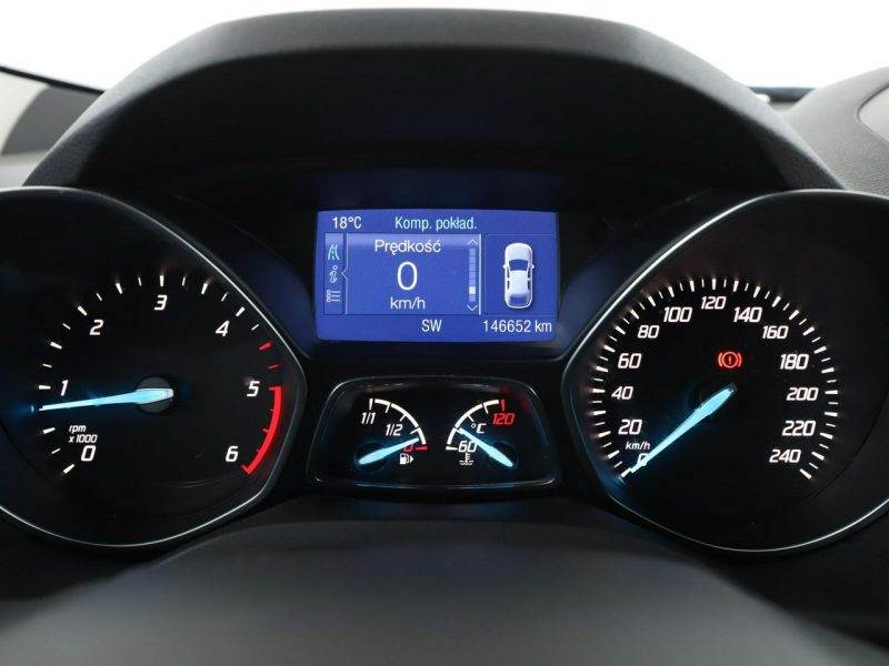 Ford Kuga klima auto półskóra czujniki parkowania hak II (2012-)