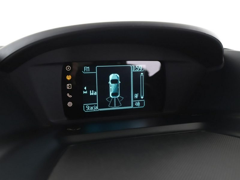 Ford Kuga klima auto półskóra czujniki parkowania hak II (2012-)