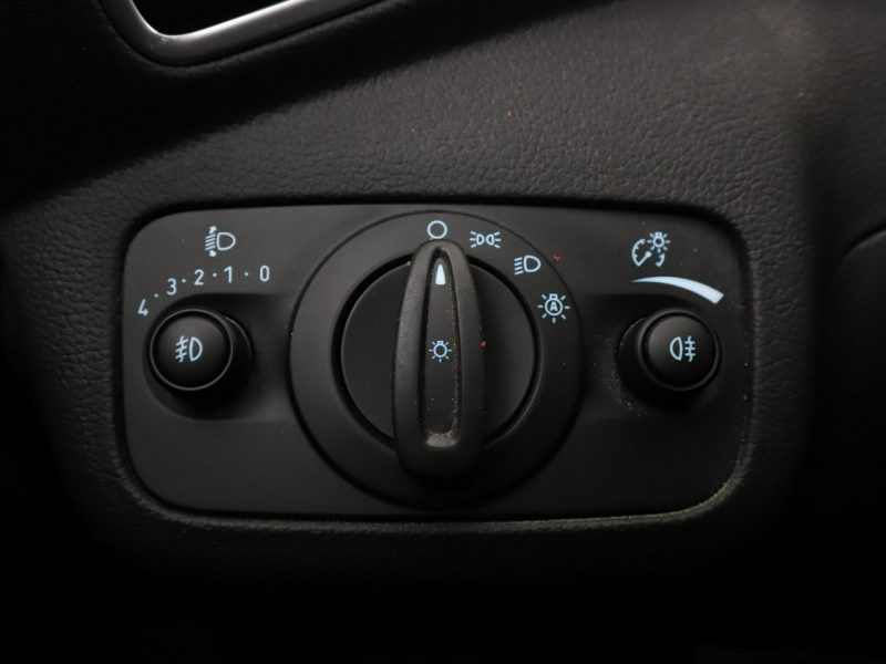 Ford Kuga klima auto półskóra czujniki parkowania hak II (2012-)