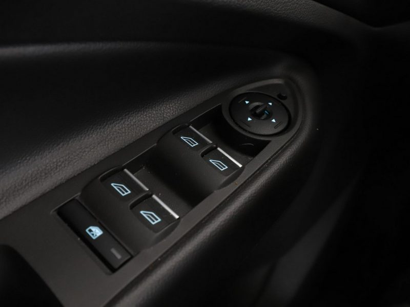 Ford Kuga klima auto półskóra czujniki parkowania hak II (2012-)