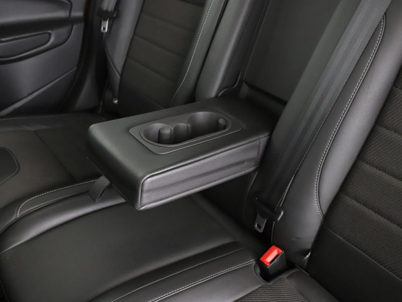 Ford Kuga klima auto półskóra czujniki parkowania hak II (2012-)