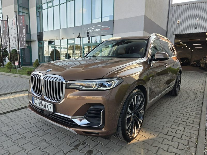 BMW X7 40i 340KM. Masaże. Wentylacja. Sky Lounge. Hak. Monitory. HiFi. FV23%. G07 (2019-)
