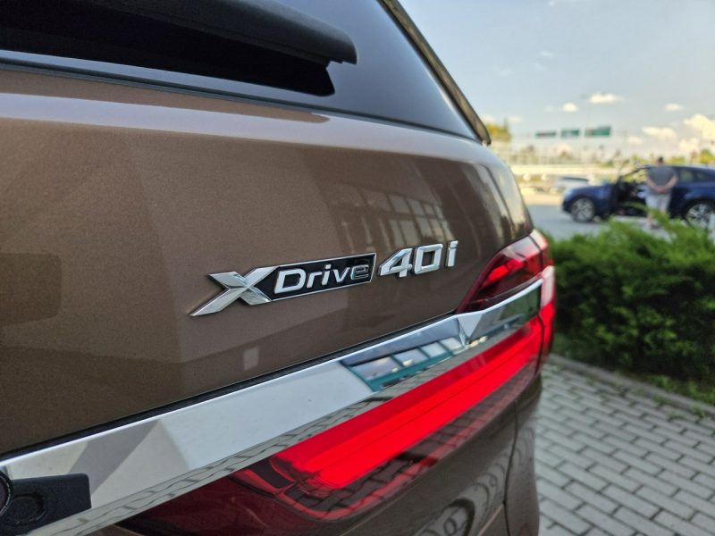 BMW X7 40i 340KM. Masaże. Wentylacja. Sky Lounge. Hak. Monitory. HiFi. FV23%. G07 (2019-)