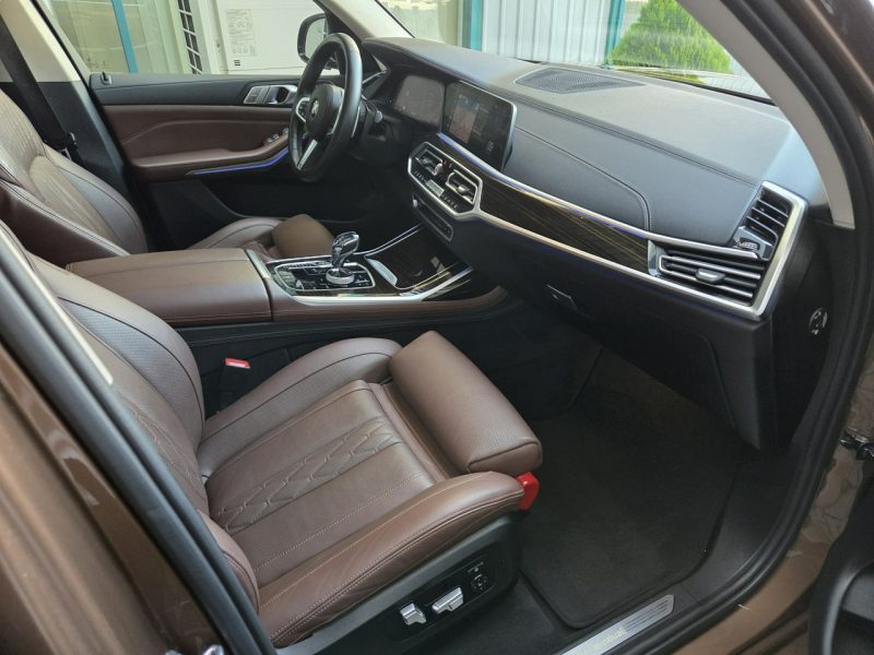 BMW X7 40i 340KM. Masaże. Wentylacja. Sky Lounge. Hak. Monitory. HiFi. FV23%. G07 (2019-)