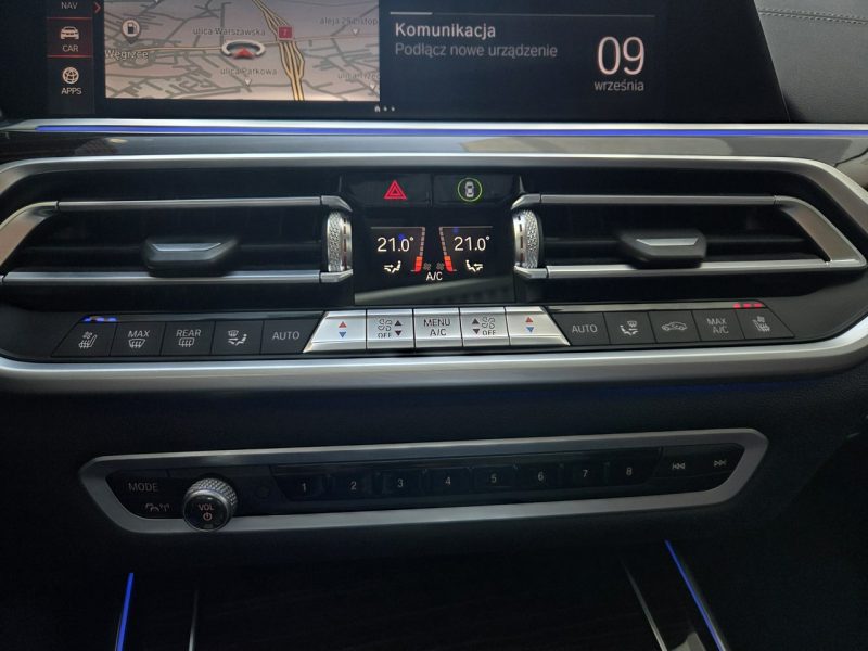 BMW X7 40i 340KM. Masaże. Wentylacja. Sky Lounge. Hak. Monitory. HiFi. FV23%. G07 (2019-)