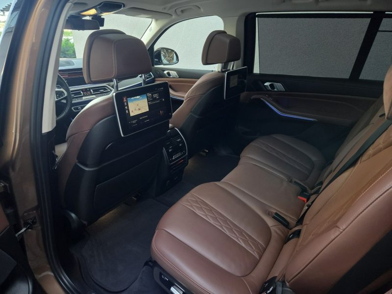 BMW X7 40i 340KM. Masaże. Wentylacja. Sky Lounge. Hak. Monitory. HiFi. FV23%. G07 (2019-)