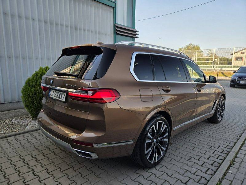 BMW X7 40i 340KM. Masaże. Wentylacja. Sky Lounge. Hak. Monitory. HiFi. FV23%. G07 (2019-)