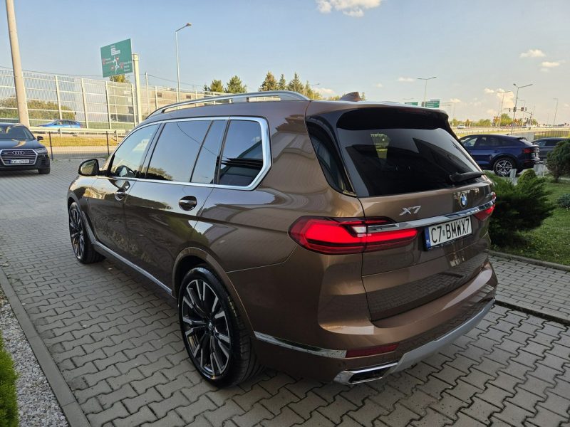 BMW X7 40i 340KM. Masaże. Wentylacja. Sky Lounge. Hak. Monitory. HiFi. FV23%. G07 (2019-)