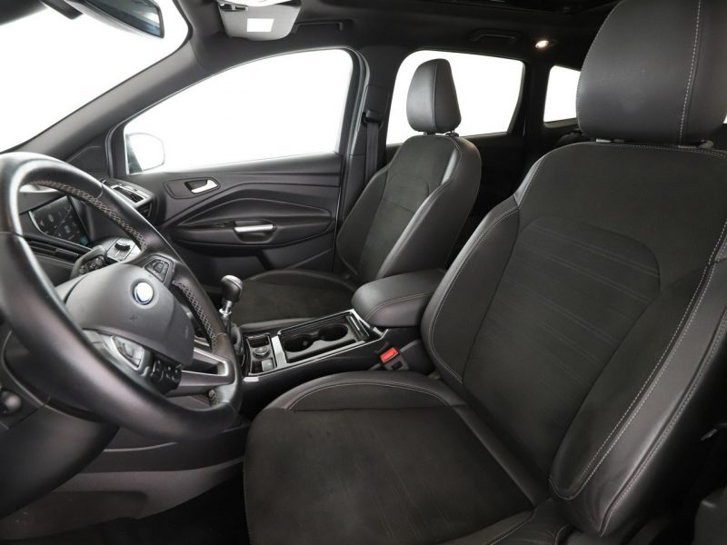Ford Kuga 2.0TDCi ST-Line Klimatronik Panorama Tempomat ElKlapa ParkAssit Kamera II (2012-)