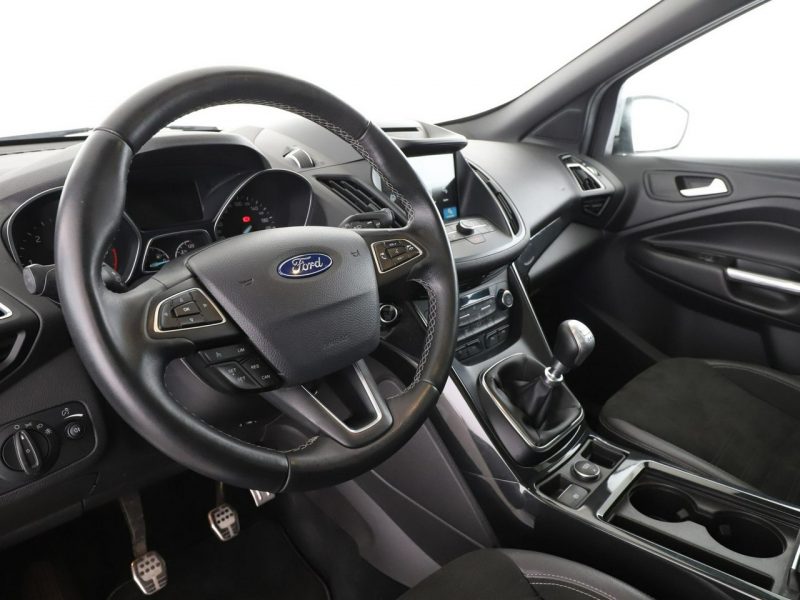 Ford Kuga 2.0TDCi ST-Line Klimatronik Panorama Tempomat ElKlapa ParkAssit Kamera II (2012-)