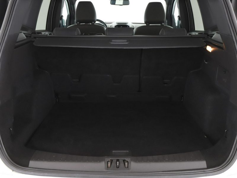 Ford Kuga 2.0TDCi ST-Line Klimatronik Panorama Tempomat ElKlapa ParkAssit Kamera II (2012-)