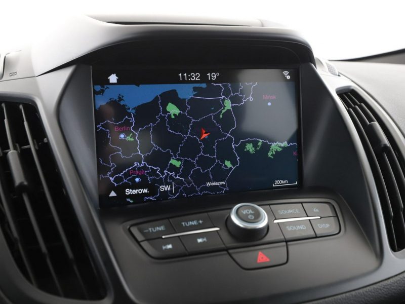 Ford Kuga 2.0TDCi ST-Line Klimatronik Panorama Tempomat ElKlapa ParkAssit Kamera II (2012-)