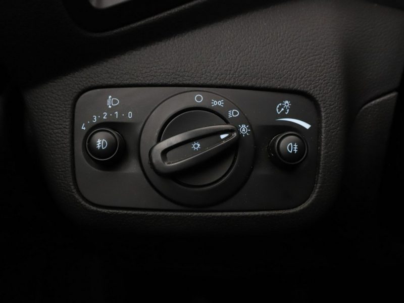 Ford Kuga 2.0TDCi ST-Line Klimatronik Panorama Tempomat ElKlapa ParkAssit Kamera II (2012-)
