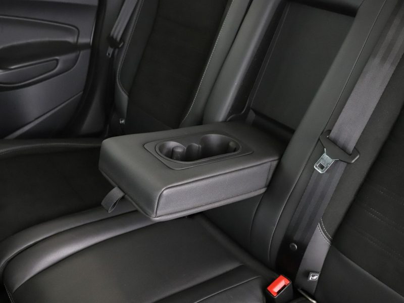 Ford Kuga 2.0TDCi ST-Line Klimatronik Panorama Tempomat ElKlapa ParkAssit Kamera II (2012-)