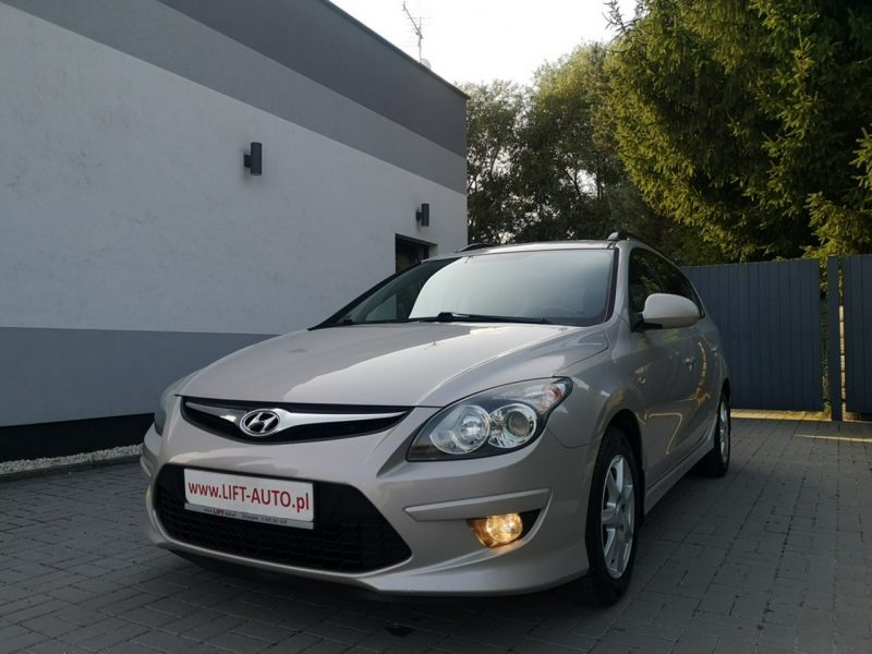 Hyundai i30 1.6 CRDI 116KM Klimatronic Isofix Alu Serwis Salon Polska Gwarancja I (2002-2013)