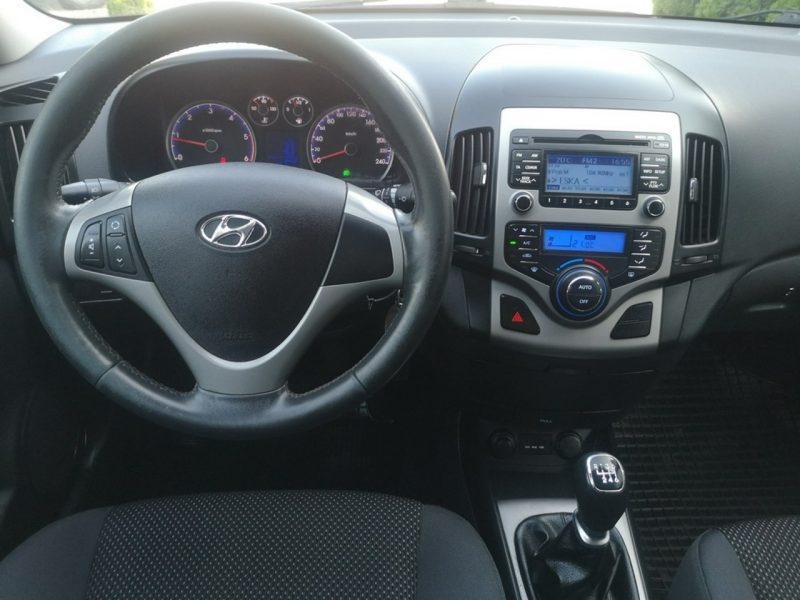 Hyundai i30 1.6 CRDI 116KM Klimatronic Isofix Alu Serwis Salon Polska Gwarancja I (2002-2013)