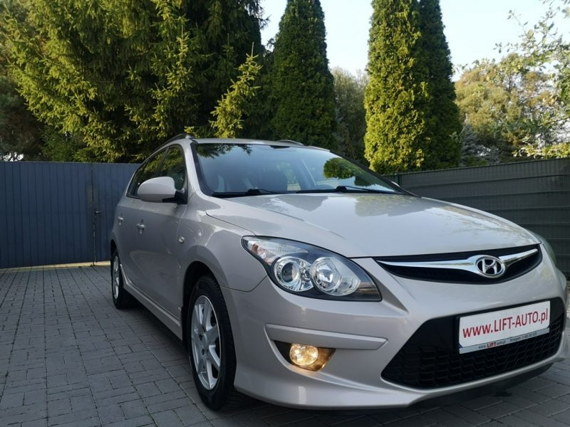 Hyundai i30 1.6 CRDI 116KM Klimatronic Isofix Alu Serwis Salon Polska Gwarancja I (2002-2013)