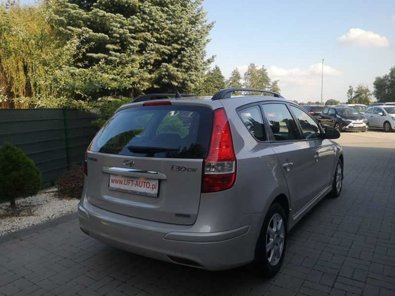 Hyundai i30 1.6 CRDI 116KM Klimatronic Isofix Alu Serwis Salon Polska Gwarancja I (2002-2013)