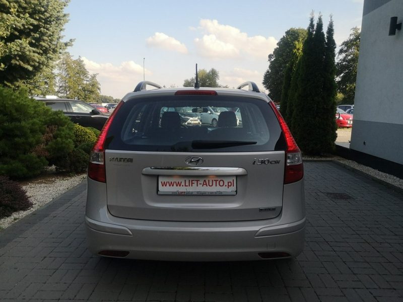 Hyundai i30 1.6 CRDI 116KM Klimatronic Isofix Alu Serwis Salon Polska Gwarancja I (2002-2013)
