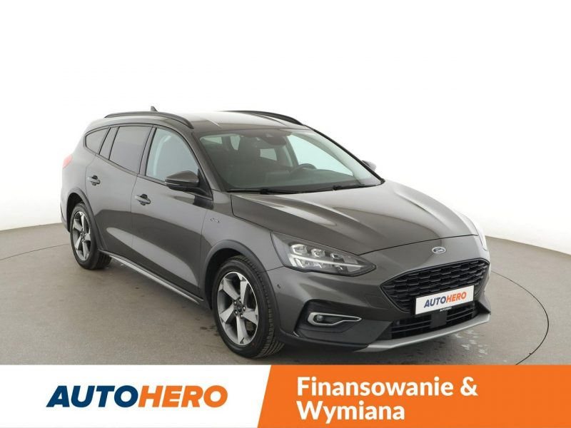 Ford Focus 2.0d Automat Active Klimatronik Tempomat Navi Grzane Fotele Kamera LED Mk4 (2018-)