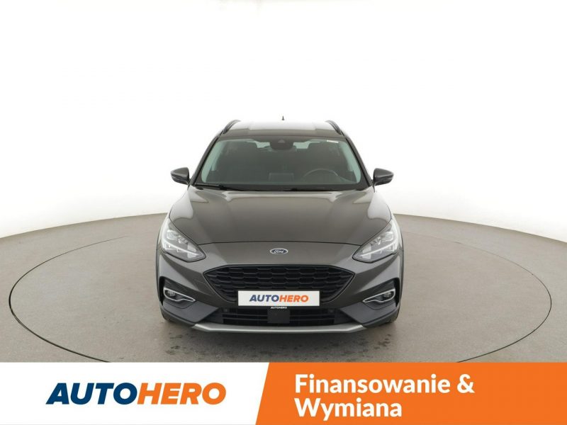 Ford Focus 2.0d Automat Active Klimatronik Tempomat Navi Grzane Fotele Kamera LED Mk4 (2018-)