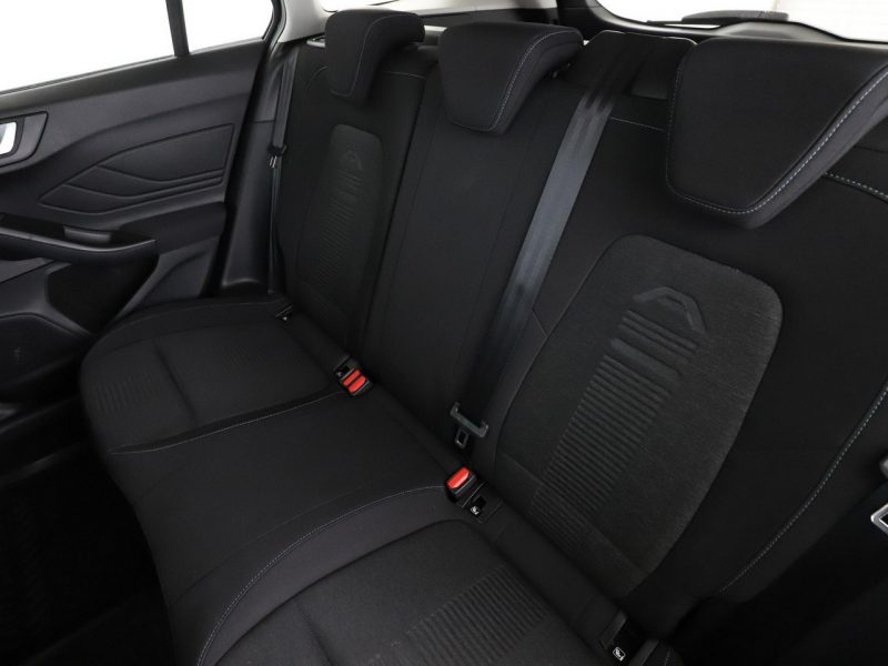 Ford Focus 2.0d Automat Active Klimatronik Tempomat Navi Grzane Fotele Kamera LED Mk4 (2018-)