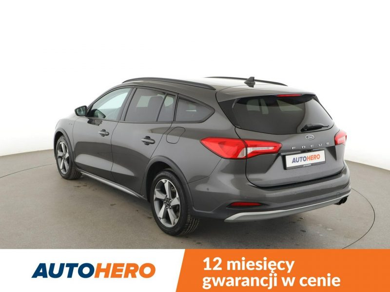 Ford Focus 2.0d Automat Active Klimatronik Tempomat Navi Grzane Fotele Kamera LED Mk4 (2018-)