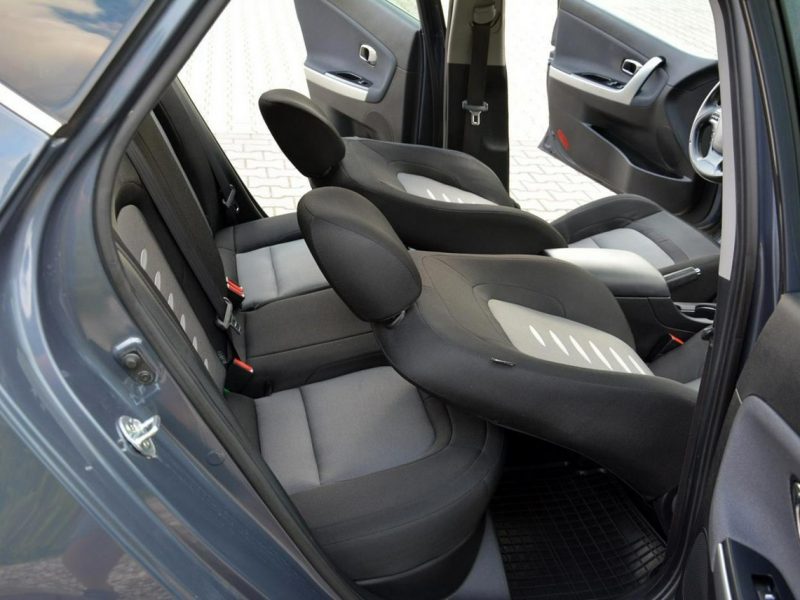 Kia Cee'd Lift Duża Navi Kamera Ledy Klimatronic Grzana kierownica Parktronic II (2012-)