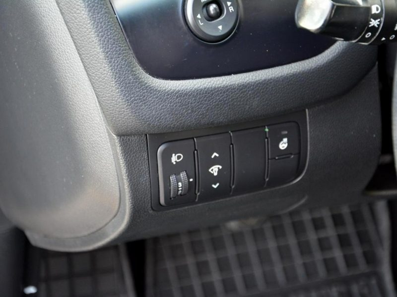 Kia Cee'd Lift Duża Navi Kamera Ledy Klimatronic Grzana kierownica Parktronic II (2012-)