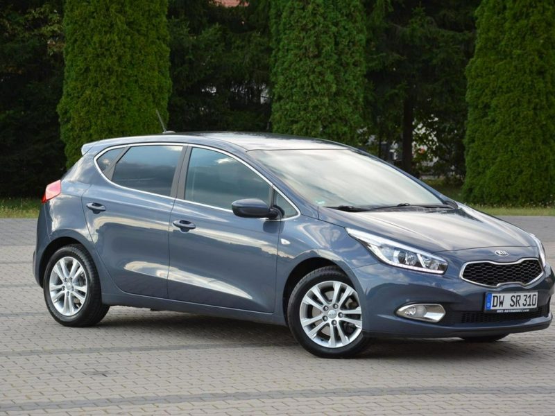 Kia Cee'd Lift Duża Navi Kamera Ledy Klimatronic Grzana kierownica Parktronic II (2012-)