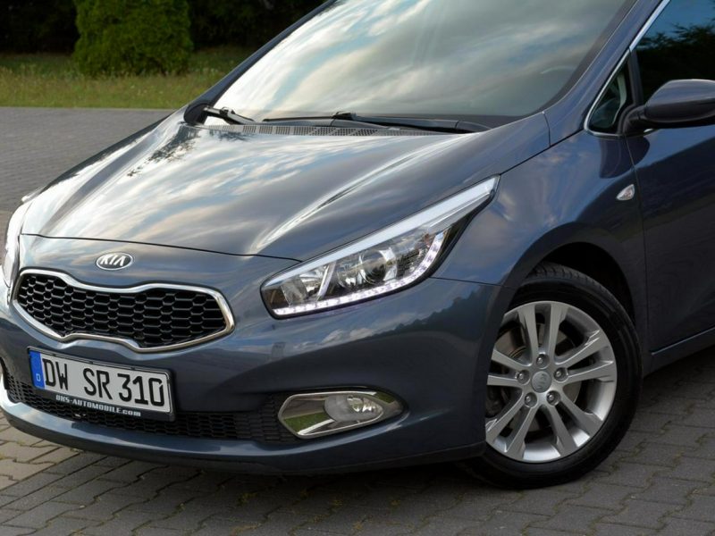 Kia Cee'd Lift Duża Navi Kamera Ledy Klimatronic Grzana kierownica Parktronic II (2012-)