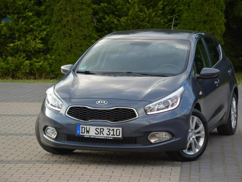 Kia Cee'd Lift Duża Navi Kamera Ledy Klimatronic Grzana kierownica Parktronic II (2012-)