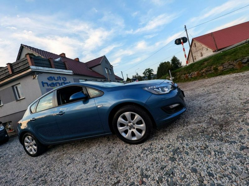 Opel Astra Xenon J (2009-2019)